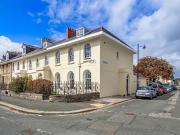 2 bedroom maisonette for sale