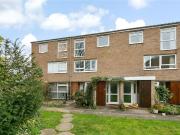 2 bedroom maisonette for sale