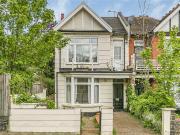 2 bedroom maisonette for sale