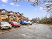 2 bedroom maisonette for sale