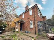 2 bedroom maisonette for sale