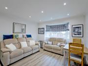 2 bedroom maisonette for sale