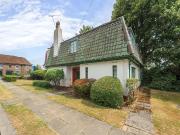 2 bedroom maisonette for sale