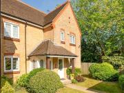 2 bedroom maisonette for sale