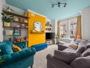 2 bedroom maisonette for sale