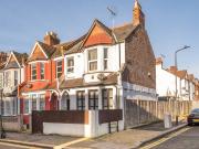 2 bedroom maisonette for sale