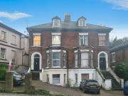 2 bedroom maisonette for sale