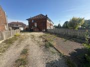 2 bedroom maisonette for sale