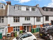 2 bedroom maisonette for sale