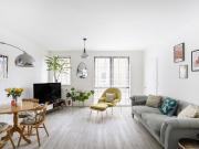 2 bedroom maisonette for sale