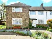 2 Bedroom Maisonette For Sale In Banstead, Surrey