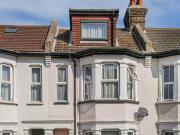 2 bedroom maisonette for sale in Burnaby Road, Southend...