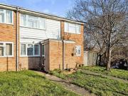 2 Bedroom Maisonette For Sale In Chigwell, Essex