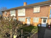 2 Bedroom Maisonette For Sale In Hayes, Middlesex