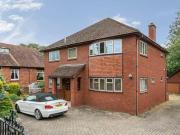 2 Bedroom Maisonette For Sale In Hereford