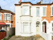 2 Bedroom Maisonette For Sale In Hither Green, London