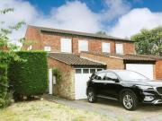 2 Bedroom Maisonette For Sale In Letchworth Garden City