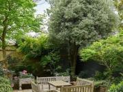 2 Bedroom Maisonette For Sale In London