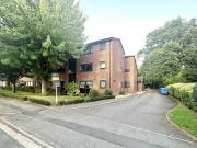 2 Bedroom Maisonette For Sale In Maidenhead, Windsor And...