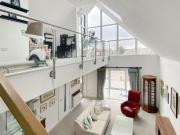 2 Bedroom Maisonette For Sale In Station Road