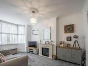 2 Bedroom Maisonette For Sale In Torquay