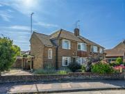 2 bedroom maisonette for sale in Upper Brighton Road,...