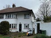 2 Bedroom Maisonette For Sale In Worcester Park, Surrey