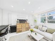 2 Bedroom Maisonette House to Rent