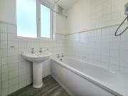 2 Bedroom Maisonette, Rosehill, Sutton