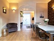 2 bedroom maisonette to rent