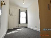 2 bedroom maisonette to rent