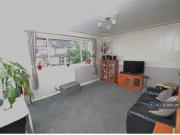 2 bedroom maisonette to rent