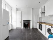 2 bedroom maisonette to rent