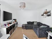 2 bedroom maisonette to rent