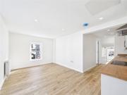 2 bedroom maisonette to rent