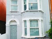 2 bedroom maisonette to rent