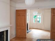 2 bedroom maisonette to rent