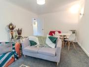 2 bedroom maisonette to rent