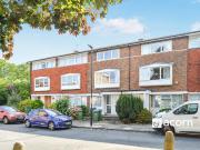 2 bedroom maisonette to rent