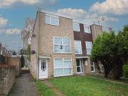 2 bedroom maisonette to rent