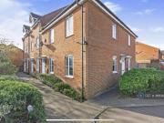 2 bedroom maisonette to rent