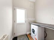 2 bedroom maisonette to rent