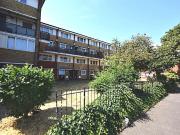 2 bedroom maisonette to rent