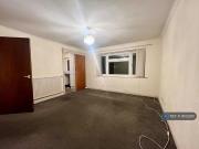 2 bedroom maisonette to rent