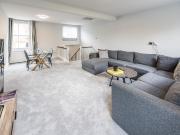 2 bedroom maisonette to rent