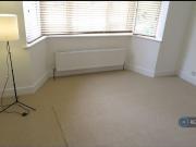 2 bedroom maisonette to rent