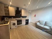 2 bedroom maisonette to rent