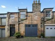 2 bedroom mews property for rent in Regent Terrace Mews,...