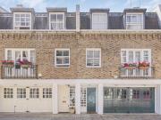 2 bedroom mews to rent