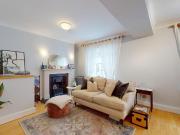 2 bedroom mews to rent